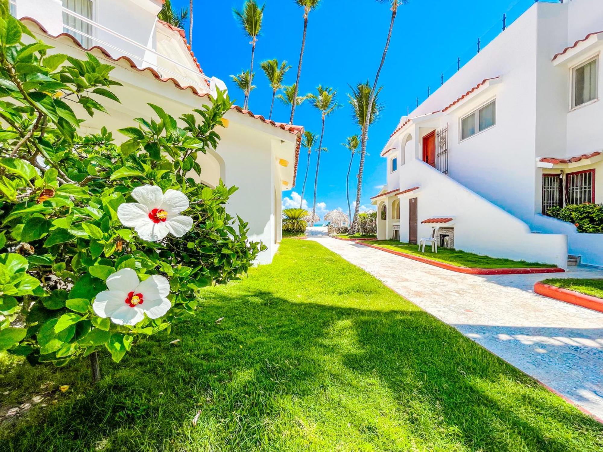 Caribbean Galaxy Hotel Wifi Paradise Los Corales Bavaro Beach Club & Spa ปุนตากานา ภายนอก รูปภาพ